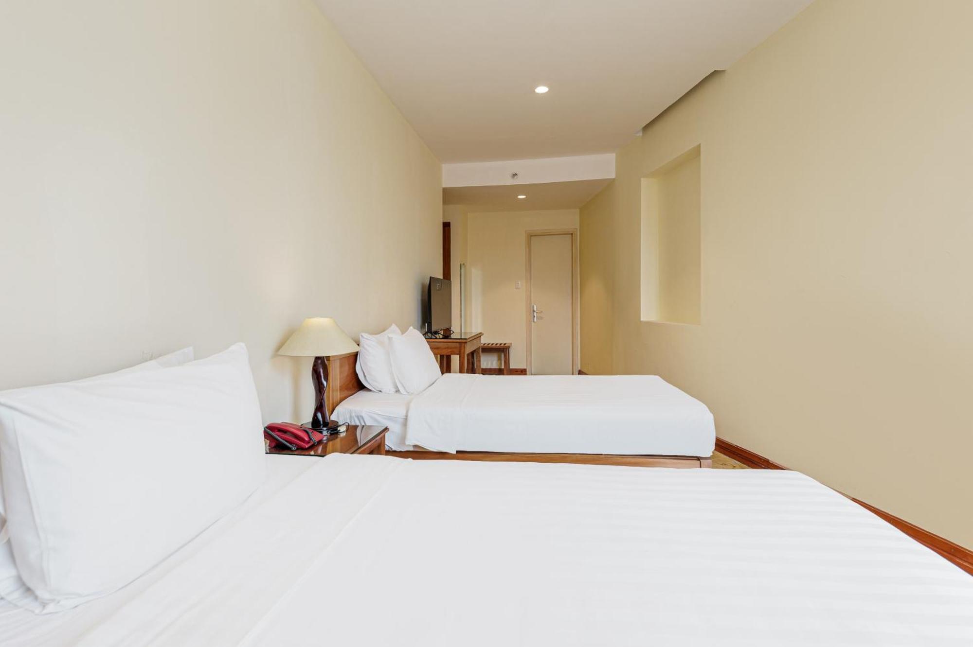Collection O Le Grand Hanoi Hotel - The Sun Exterior photo